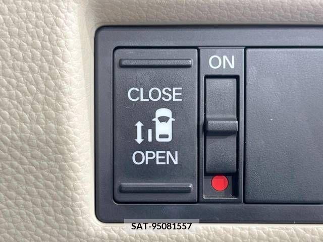 Honda N BOX 2018-01 241001-3