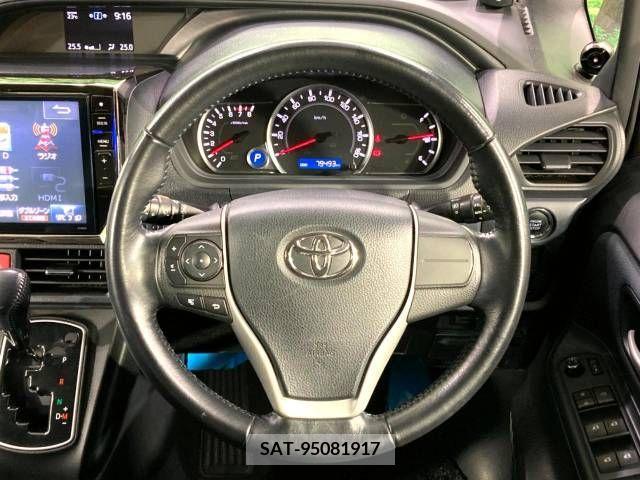 Toyota VOXY 2014-03 321386-11