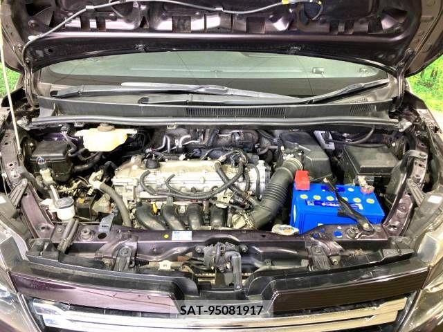 Toyota VOXY 2014-03 321386-19