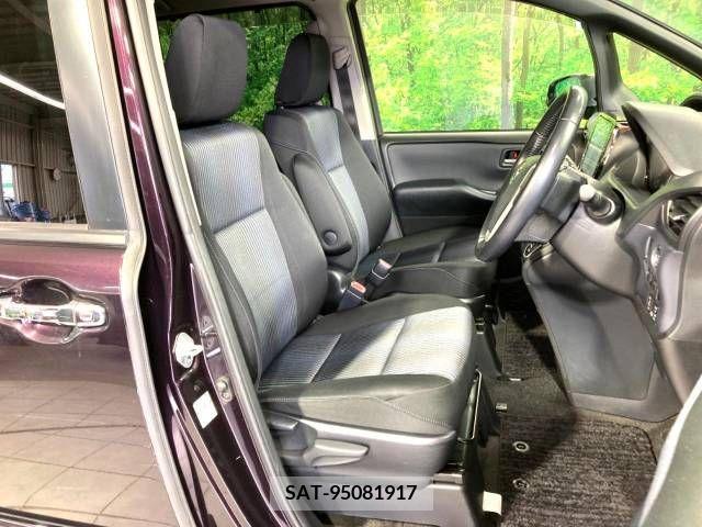 Toyota VOXY 2014-03 321386-7
