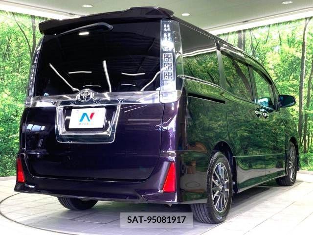 Toyota VOXY 2014-03 321386-17