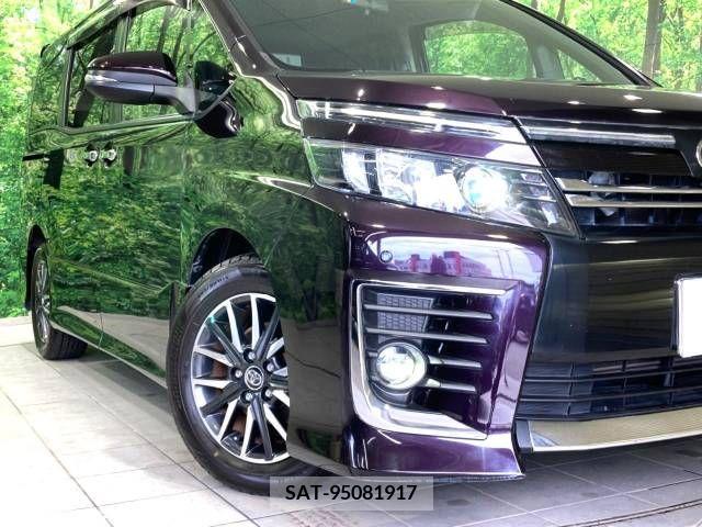 Toyota VOXY 2014-03 321386-12