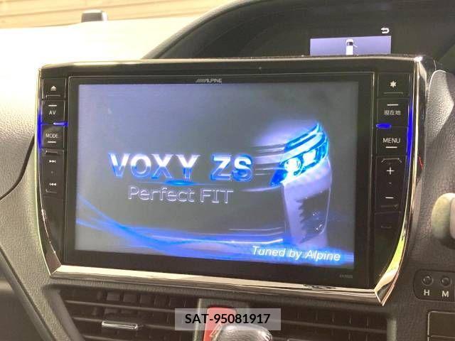 Toyota VOXY 2014-03 321386-2