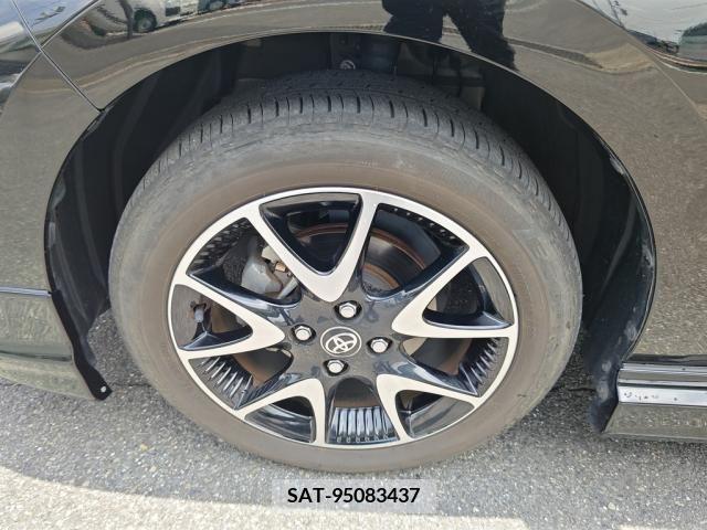 Toyota YARIS 2020-06 298995-5
