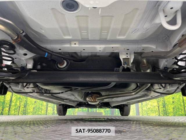 Suzuki SPACIA 2022-09 379812-19