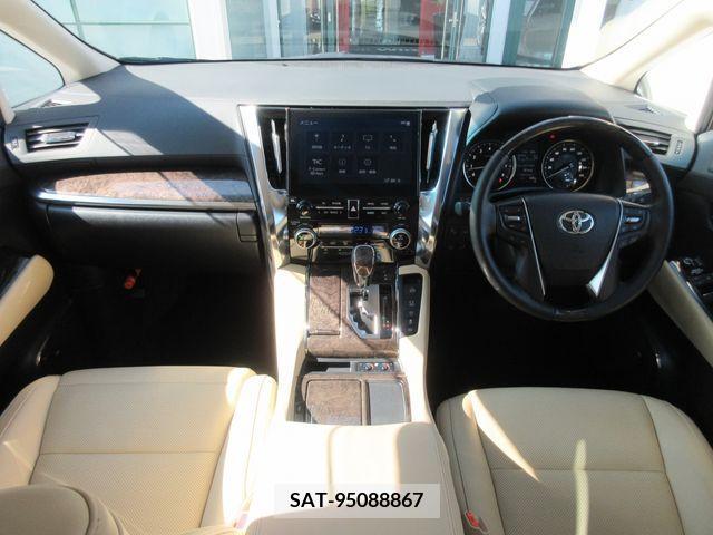 Toyota ALPHARD 2022-11 204060-1