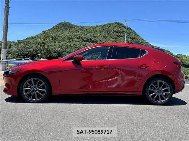 Mazda MAZDA3 2019-05 337336-10