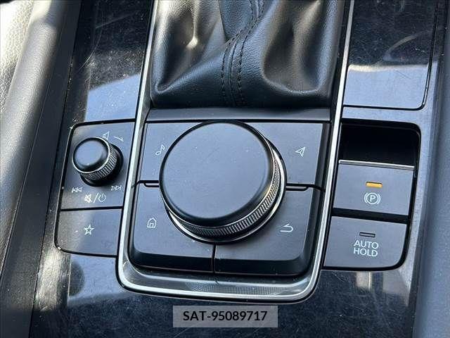 Mazda MAZDA3 2019-05 337336-21
