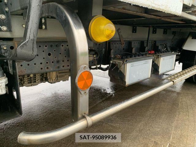 Isuzu ELF TRUCK 2019-05 207073-6
