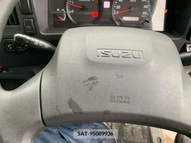 Isuzu ELF TRUCK 2019-05 207073-10