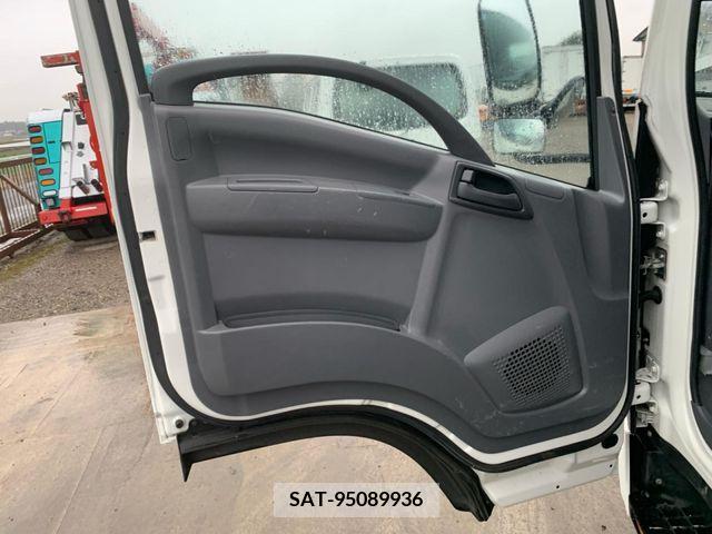 Isuzu ELF TRUCK 2019-05 207073-18
