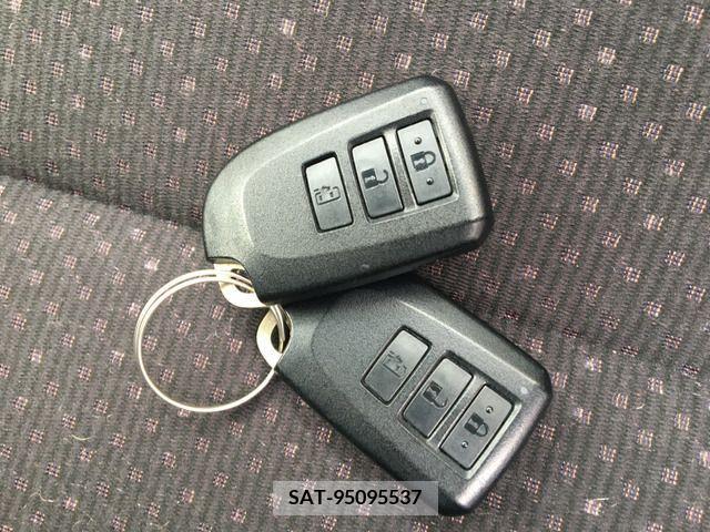 Toyota SPADE 2014-01 313667-6