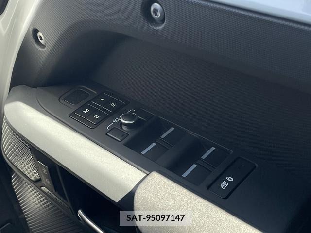 ROVER DEFENDER 2021-08 207310-19