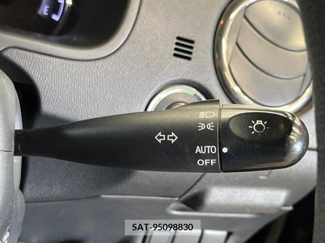 Nissan ROOX 2011-12 334251-12