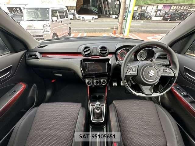 Suzuki SWIFT 2023-02 369017-4
