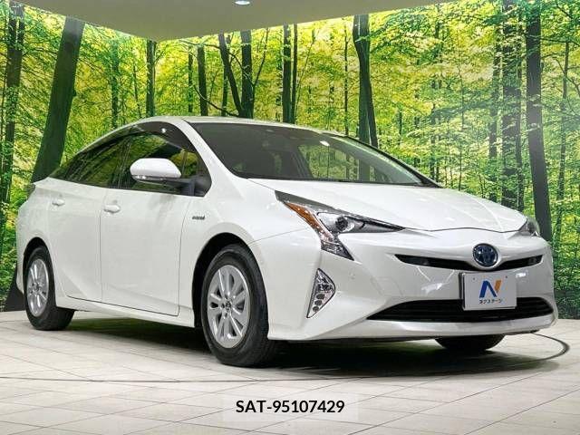 Toyota PRIUS 2018-03 322318-16