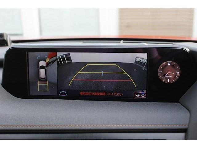 Lexus UX 2018-12 190746-2