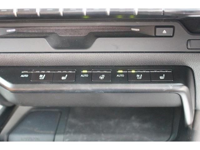 Lexus UX 2018-12 190746-3