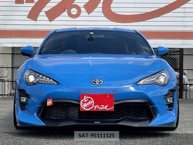 Toyota 86 2018-08 264577-6