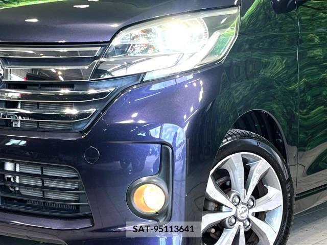Nissan ROOX 2014-06 323742-12