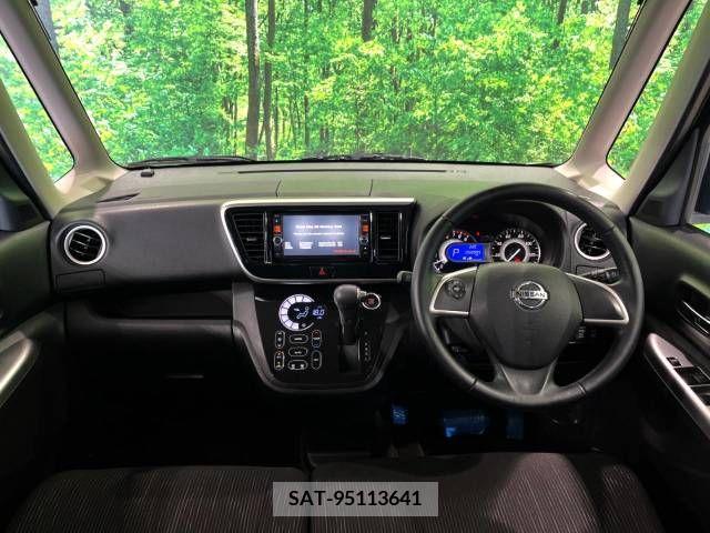 Nissan ROOX 2014-06 323742-1