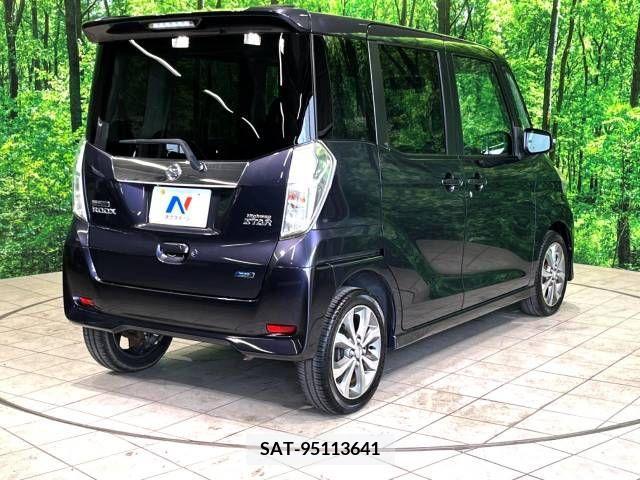 Nissan ROOX 2014-06 323742-17