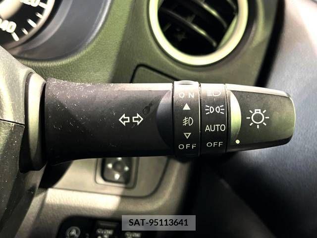 Nissan ROOX 2014-06 323742-6