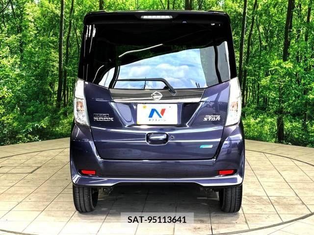 Nissan ROOX 2014-06 323742-15