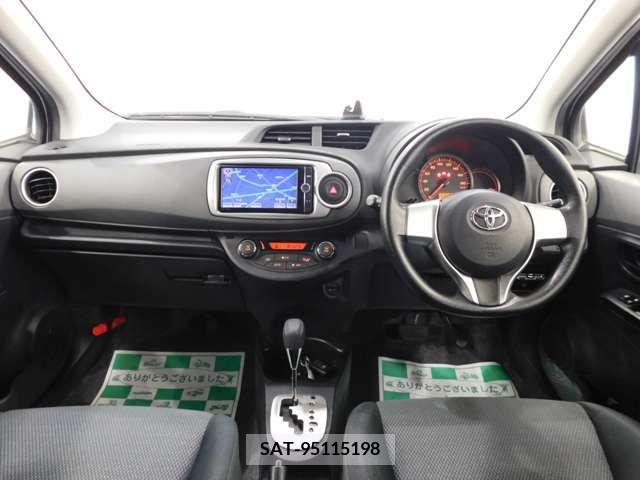 Toyota VITZ 2013-07 379888-1