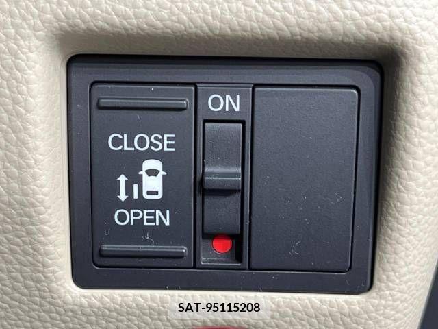 Honda N BOX 2019-09 279544-3