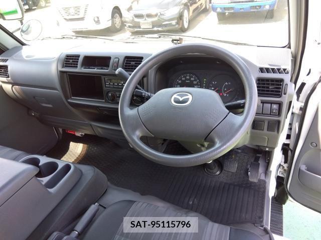 Mazda BONGO VAN 2018-08 256690-5