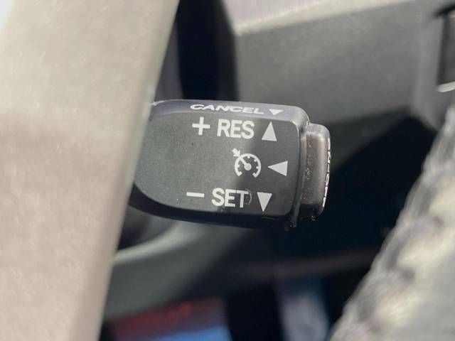 Toyota PRIUS 2013-09 22137-5