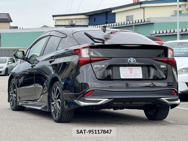Toyota PRIUS 2021-03 220753-7
