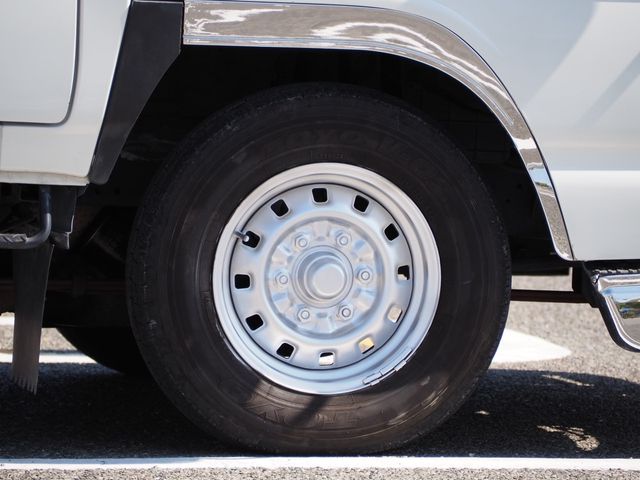 Isuzu ELF TRUCK 2006-02 25286-7