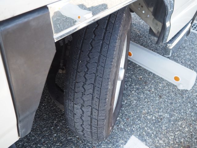 Isuzu ELF TRUCK 2006-02 25286-28