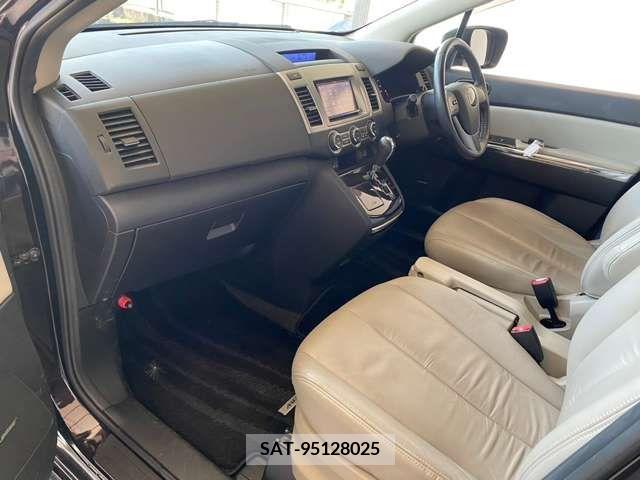 Mazda MPV 2011-02 348235-6