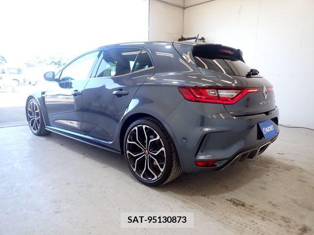 Renault MEGANE 2019-07 283158-2