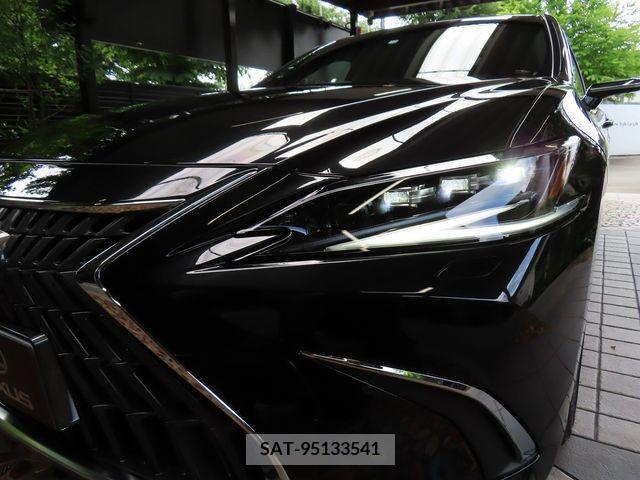 Lexus ES 2022-12 275267-4