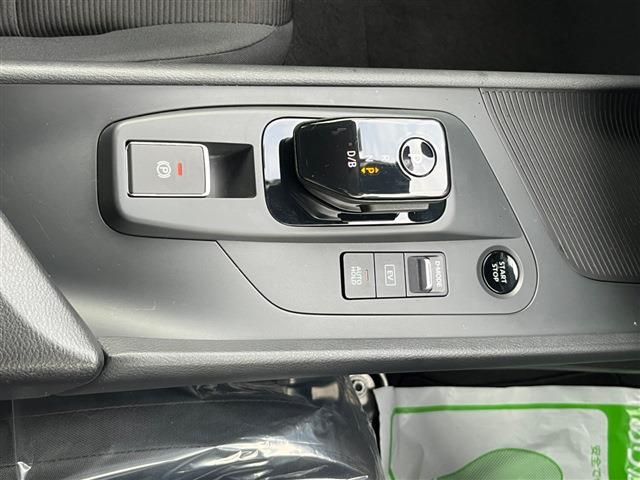 Nissan NOTE 2021-01 192606-16