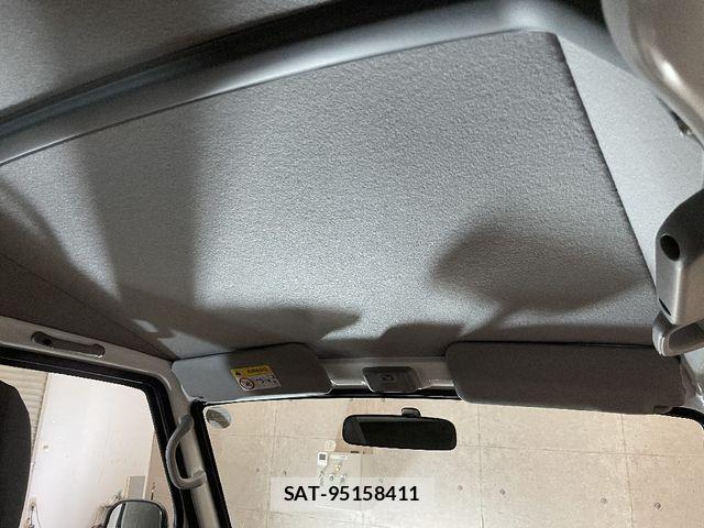 Mitsubishi MINICAB MIEV 2023-02 429958-17
