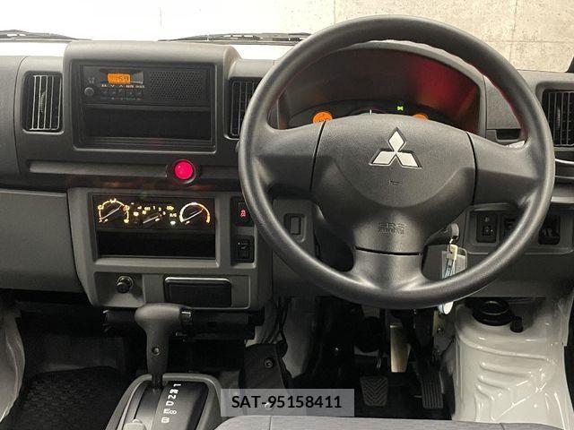 Mitsubishi MINICAB MIEV 2023-02 429958-1