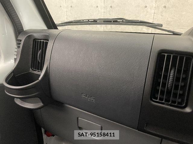 Mitsubishi MINICAB MIEV 2023-02 429958-19