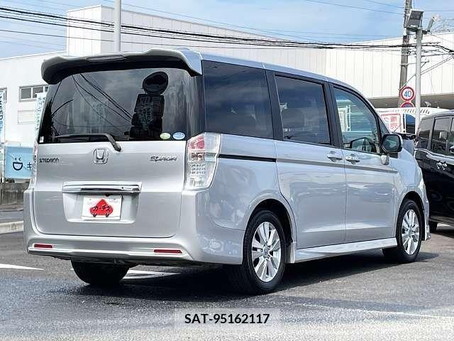 Honda e 2011-01 382197-2