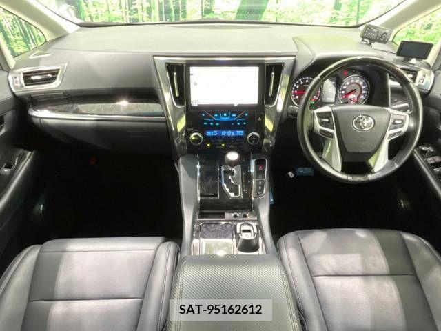 Toyota VELLFIRE 2019-02 220042-1
