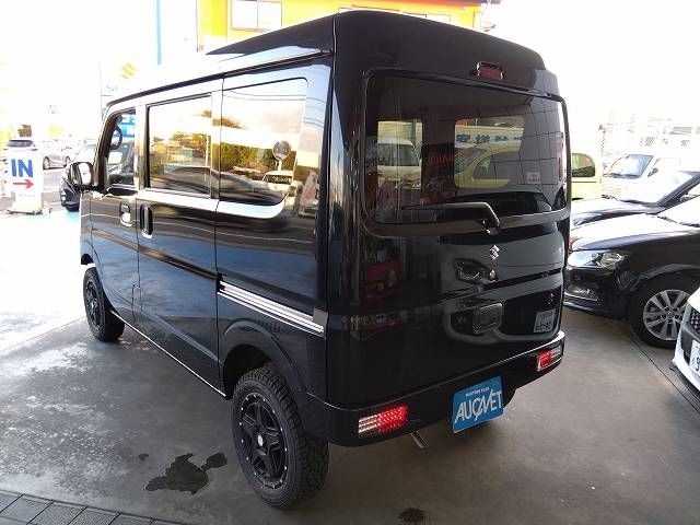 Suzuki EVERY 2022-08 181537-15