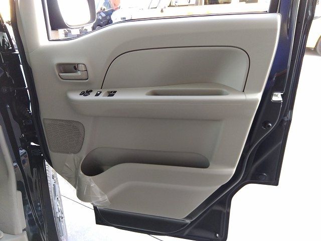 Suzuki EVERY 2022-08 181537-18