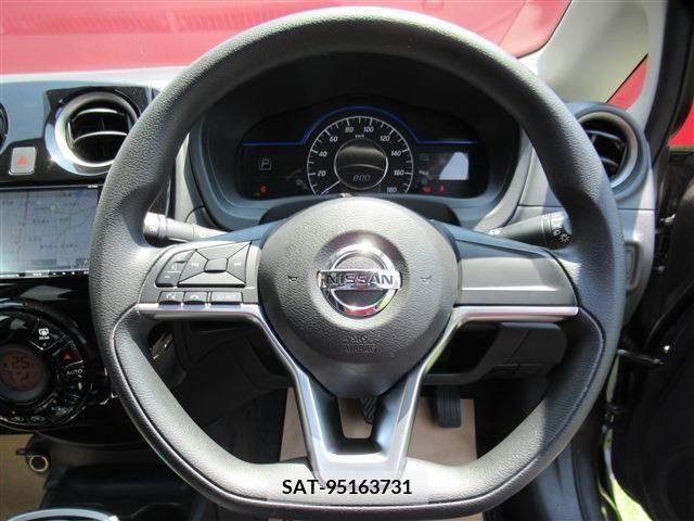 Nissan NOTE 2020-06 365392-8