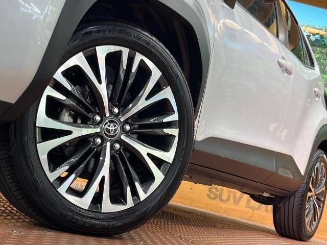 Toyota YARIS CROSS 2023-01 14637-14