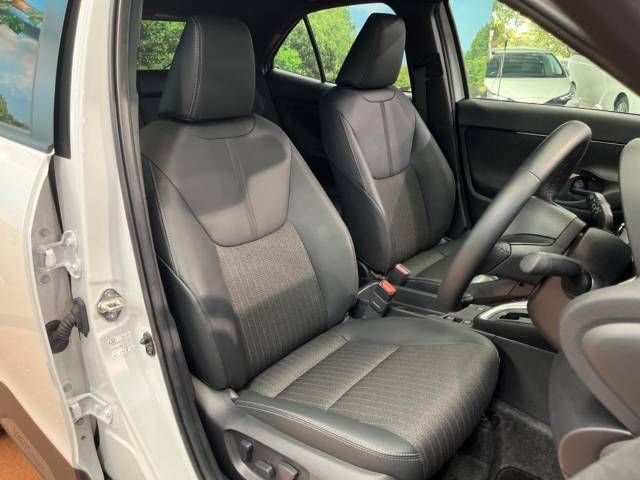 Toyota YARIS CROSS 2023-01 14637-10
