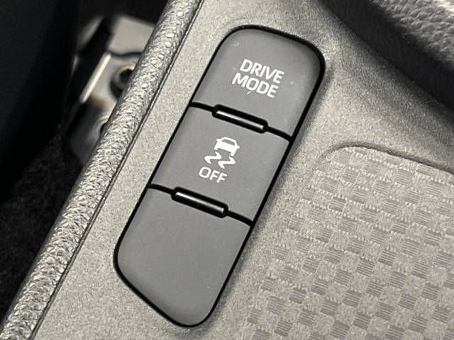 Toyota YARIS CROSS 2023-01 14637-9